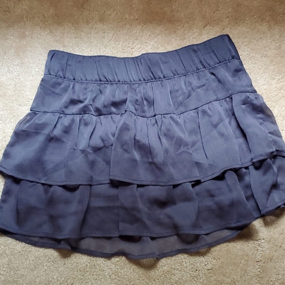 ⭐ 3/$15 ⭐ American Eagle skirt - Picture 2 of 7